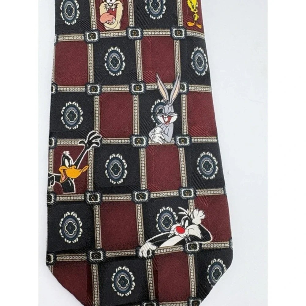 Vintage 1997 Looney Tunes Six Flags Silk Tie Burgundy Black Bugs Bunny Daffy Taz